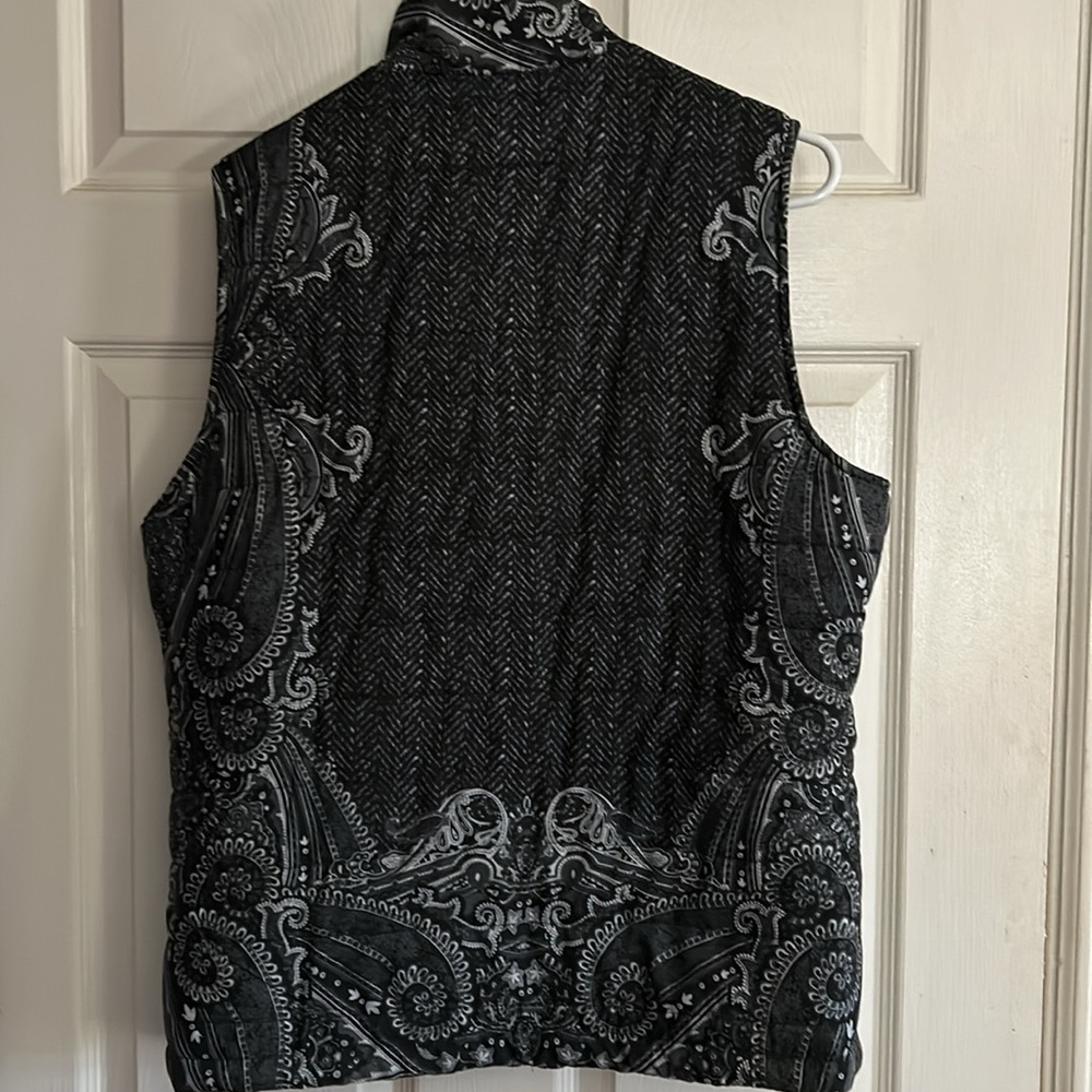 CB Established 1962 Womens Puffer Vest Handkerchief print Zip Up Lined B… - Picture 3 of 16